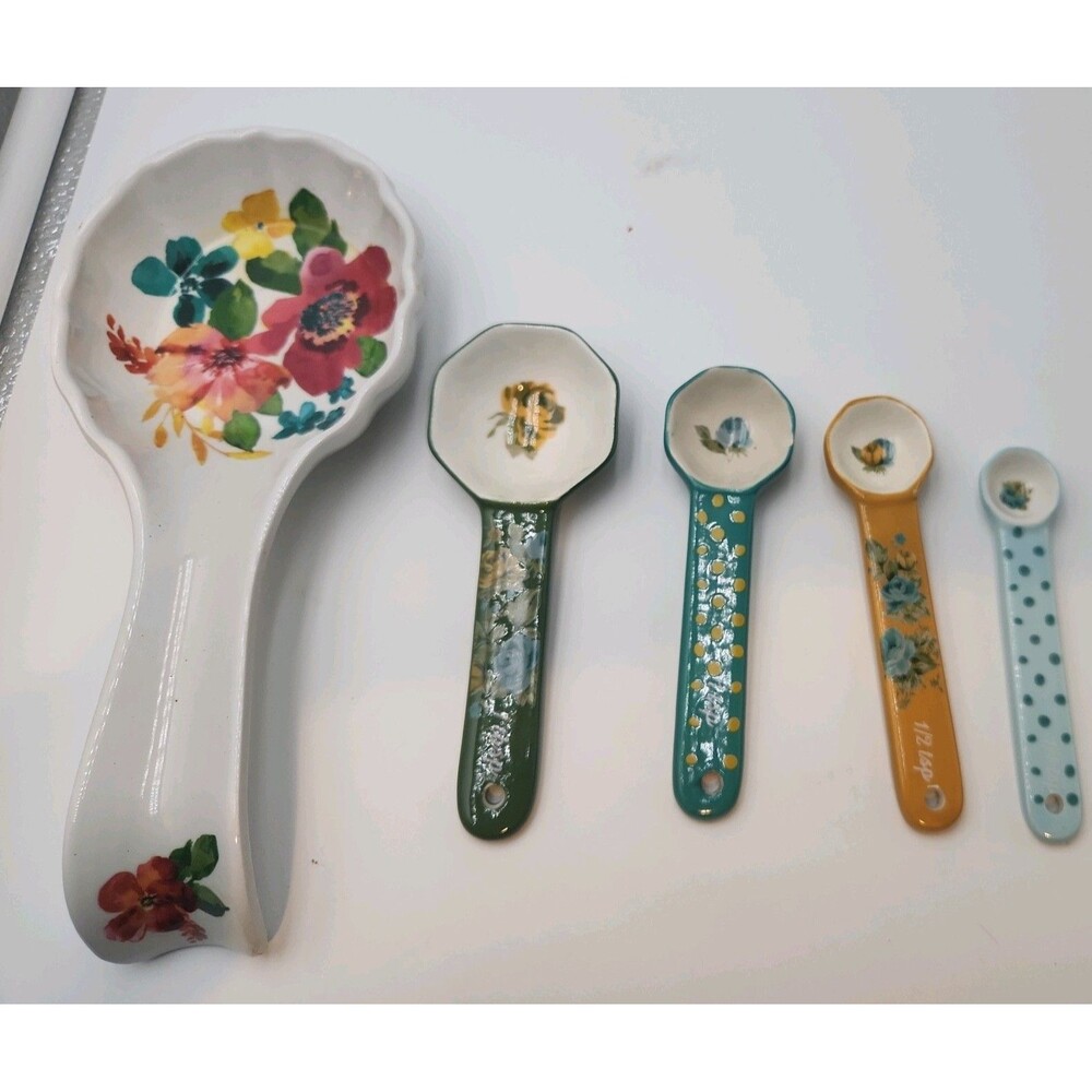 The Pioneer Woman Speckle Frontier Rose Shadow Measuring Spoons and Spoon Rest